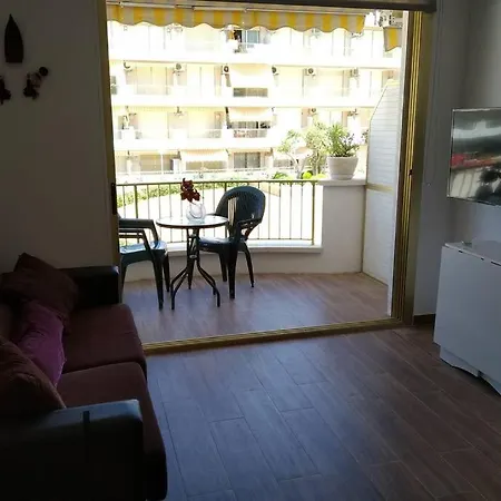 En Primera Linea De Mar En Vilafortuny, Cambrils