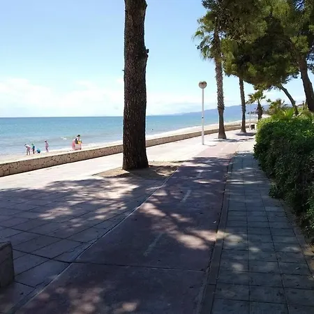 En Primera Linea De Mar En Vilafortuny, Apartment Cambrils